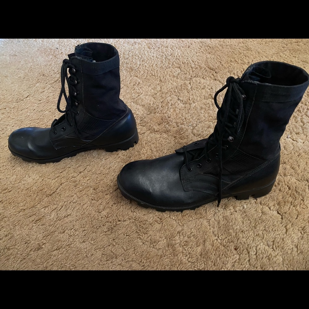 Men’s Size 13 Genuine Military Boots